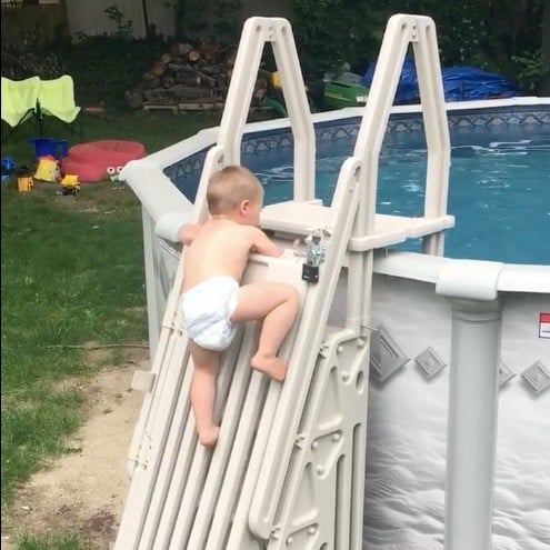 Video of a Boy Breaking Into a Locked Pool