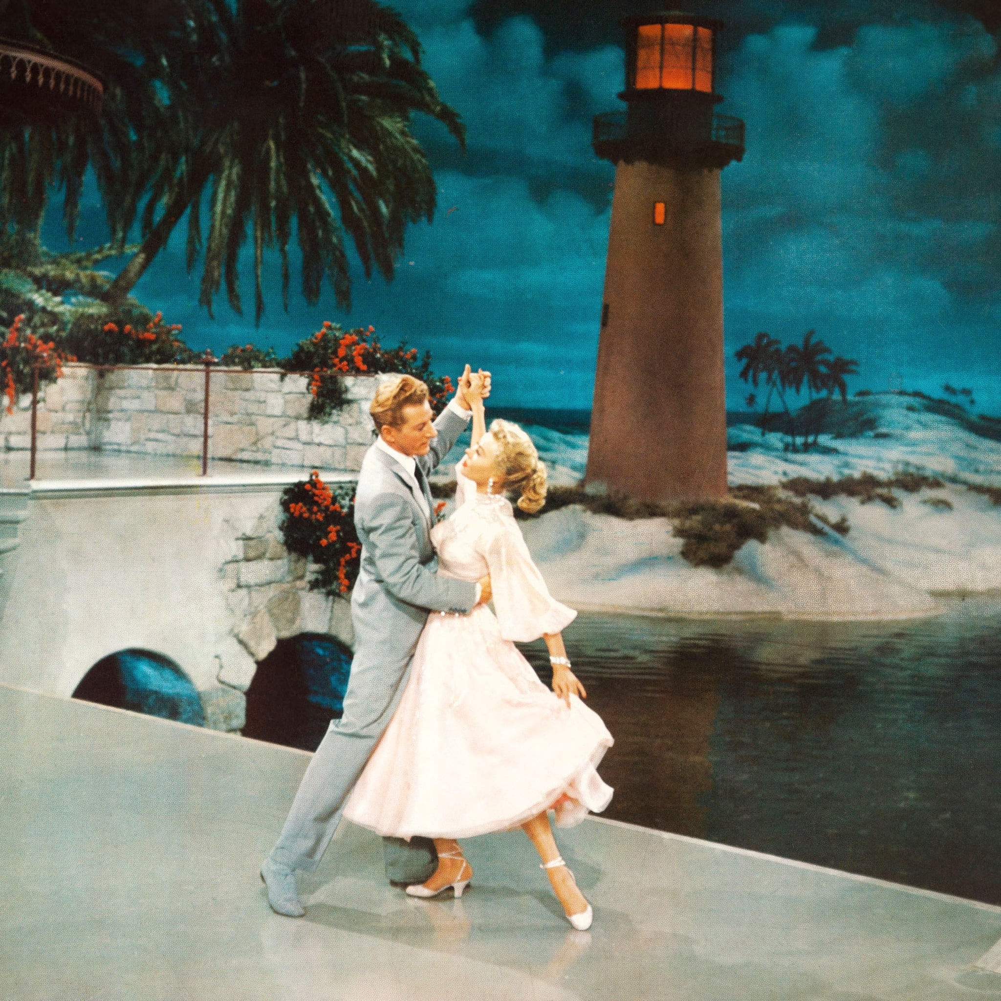 Romantic Musicals On Netflix Streaming Popsugar Love Sex Currently animated musicals on netflix include mulan, hercules, anastasia, and shrek the musical. romantic musicals on netflix streaming