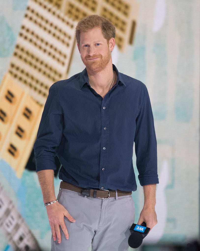 When he gave a speech at WE Day during the Toronto Invictus Games in 2017, Prince Harry wore a navy shirt with grey trousers and a brown belt.