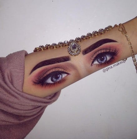 Makeup Artist Eye Shadow Eye Swatches
