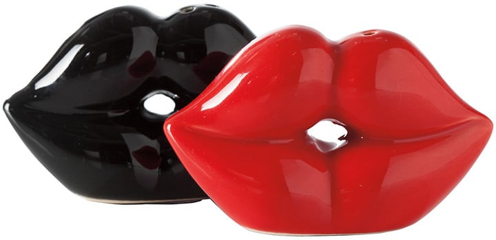 valentine salt and pepper shakers