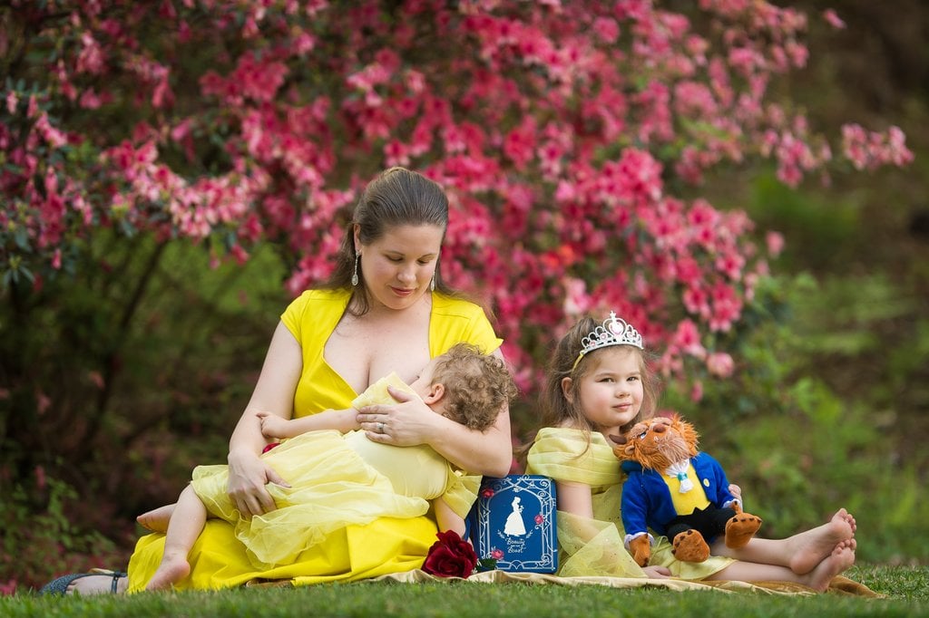 Best Breastfeeding Photos of 2017