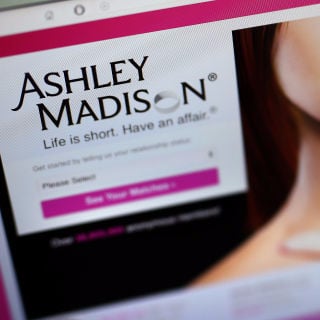 Why Women Cheat: Married Man Undercover on Ashley Madison