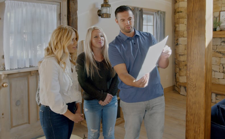 DREAM HOME MAKEOVER, Shea McGee (left), of Studio McGee and the Wangsgard family, (Season 1, ep. 105, aired Oct. 16, 2020). photo: Netflix / Courtesy Everett Collection