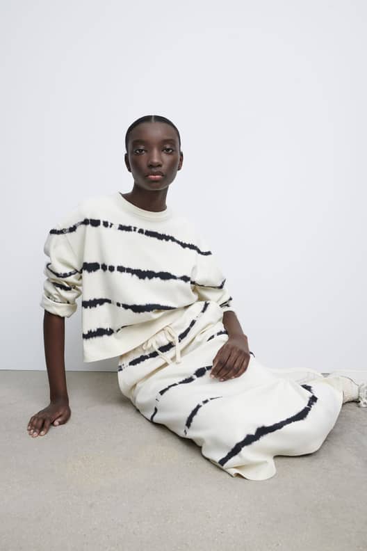 Zara tie dye sweatshirt hotsell
