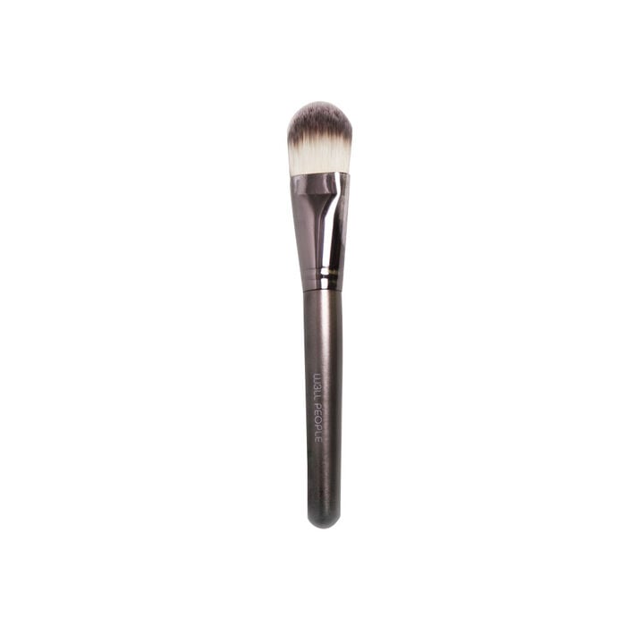 W3ll People Foundation Brush