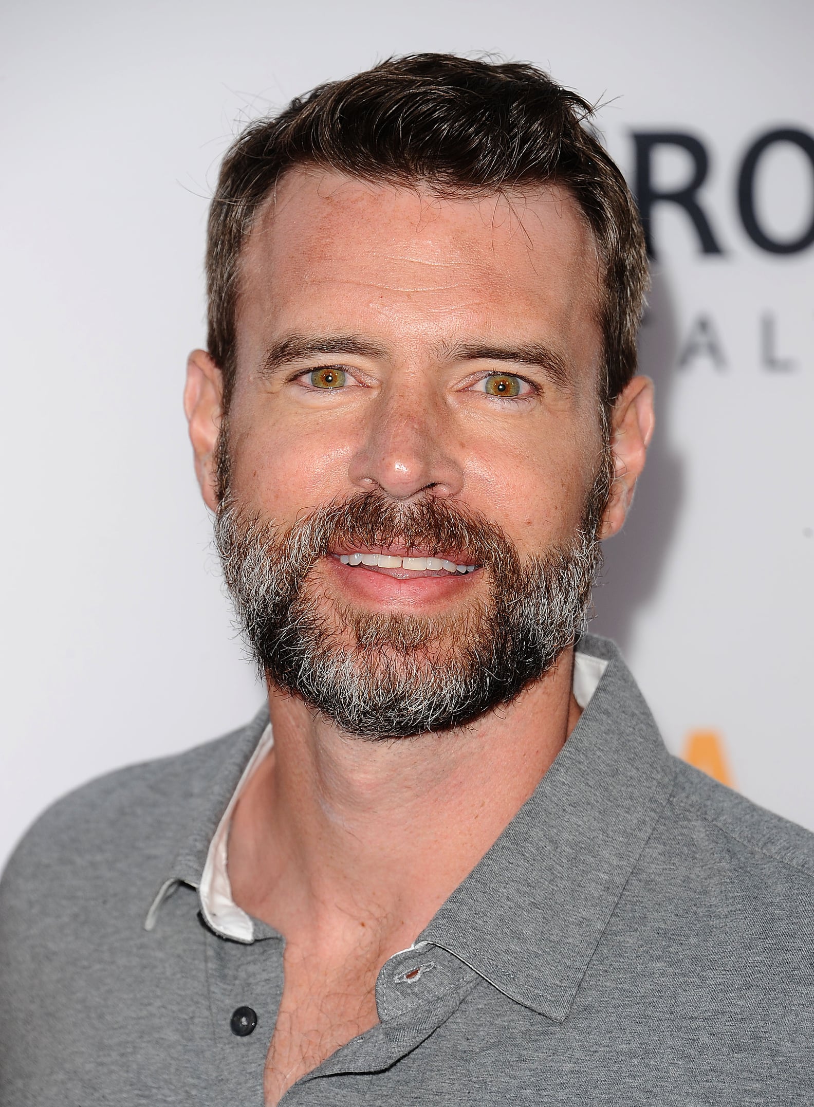 Scott Foley and Wife on Red Carpet in LA June 2016 | PS Celebrity