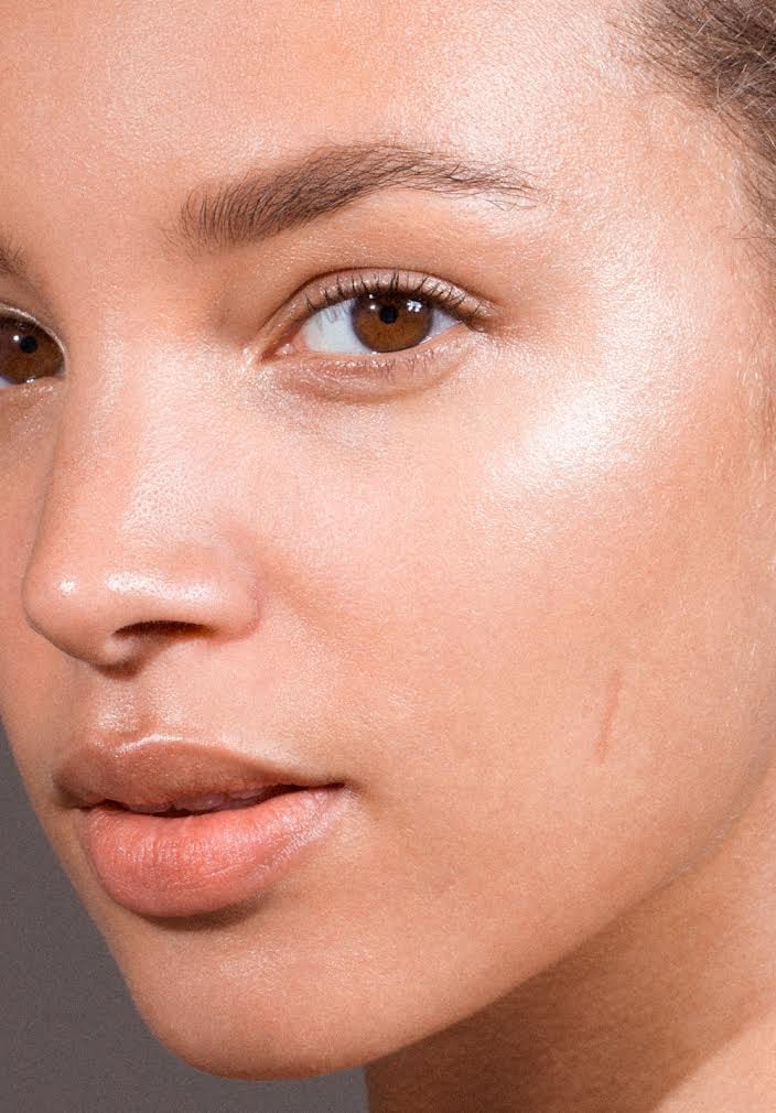 Glossier Haloscope Highlighter Review