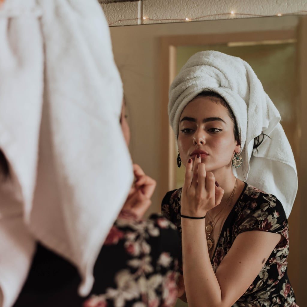What S The Difference Between Retinol Purging And A Breakout Popsugar Beauty Uk