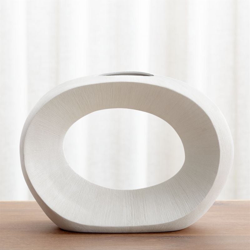 Celeste: Alura Cream Open Vase