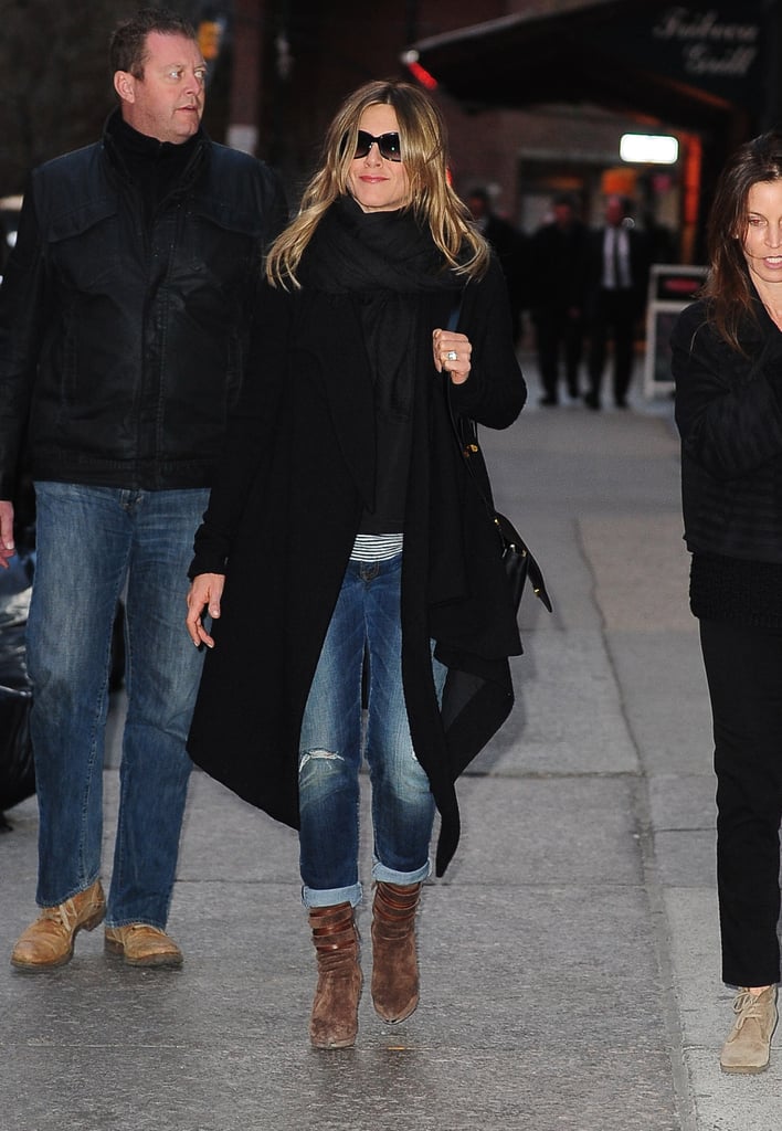 Jennifer Aniston in NYC April 2015 | Pictures