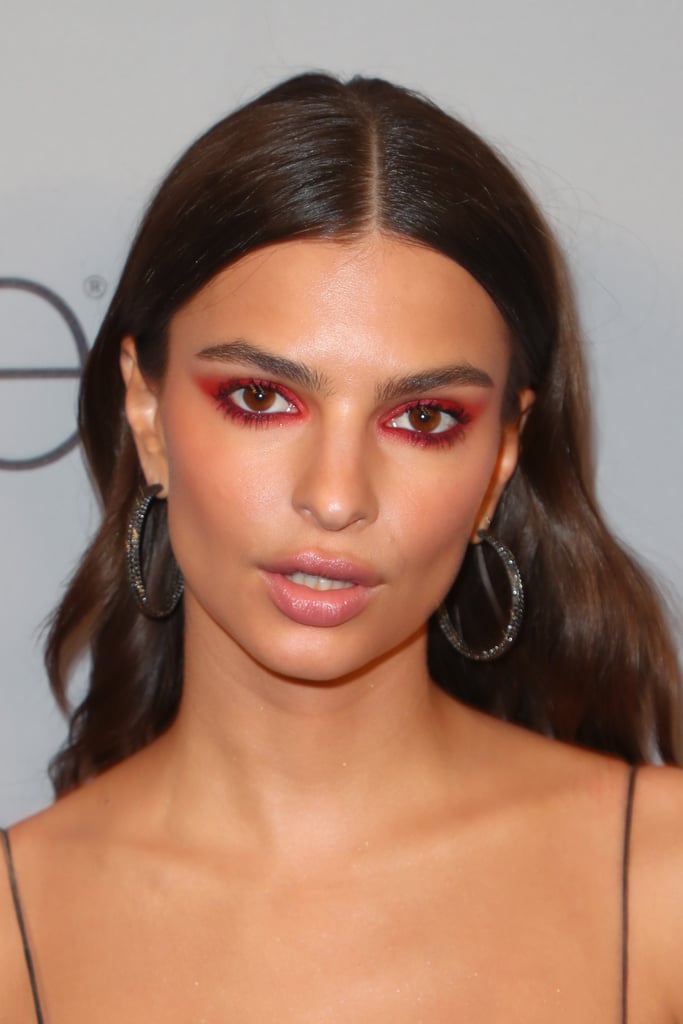 Emily Ratajkowski's Makeup at Golden Globes 2018