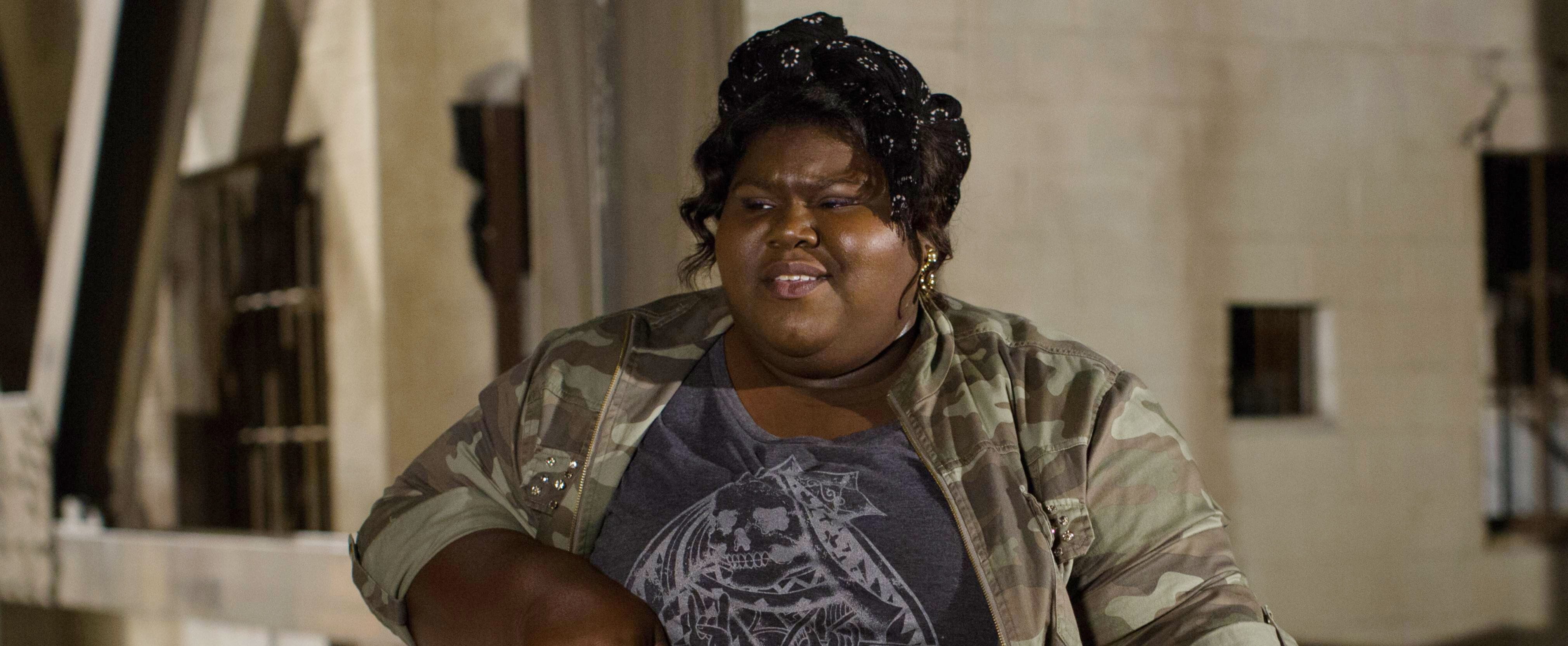 Gabourey Sidibe's Angela Basset Photo From AHS Set | PS Entertainment, image size:4040x1665