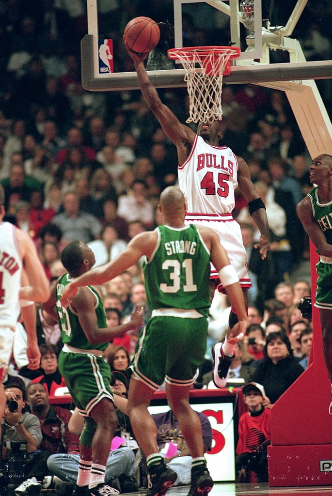 40 Stunning Photos of Michael Jordan Soaring Through the Air