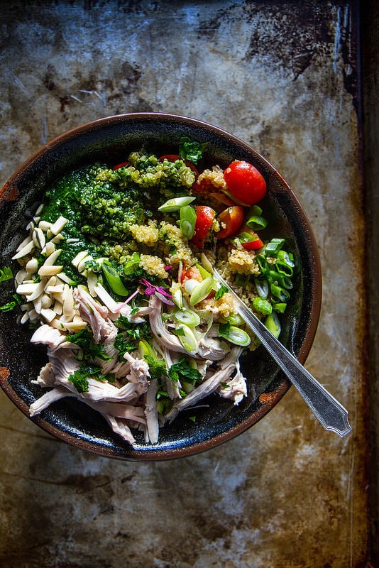 Quinoa, Chicken, and Kale Pesto Bowl