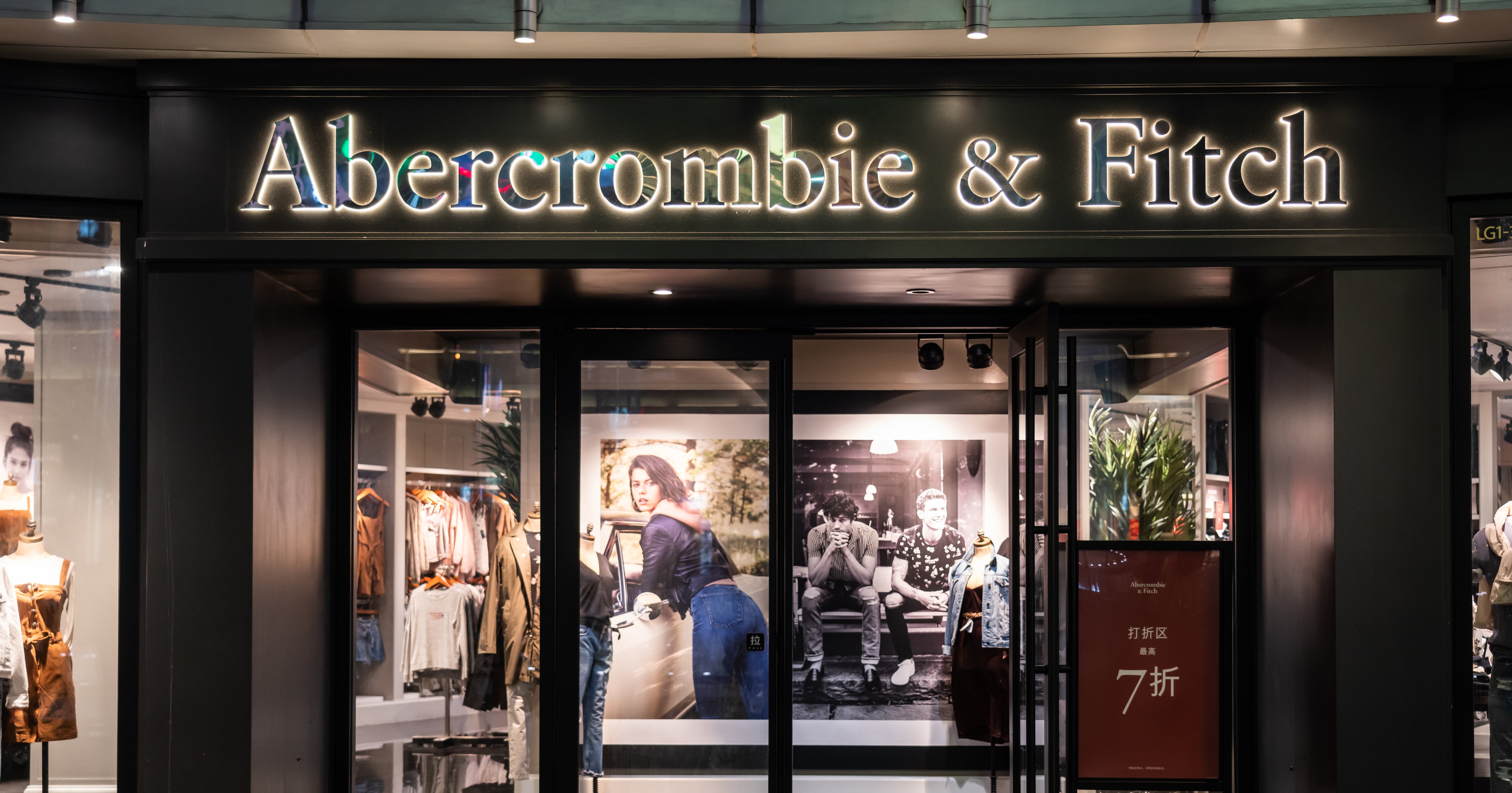 Abercrombie & Fitch Responds to Upcoming Netflix Documentary | POPSUGAR ...