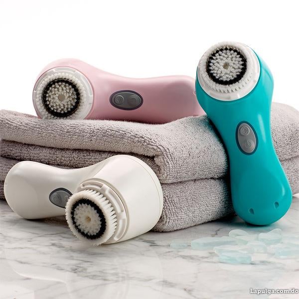 Clarisonic Brush How to Clean Everything at Home POPSUGAR Smart