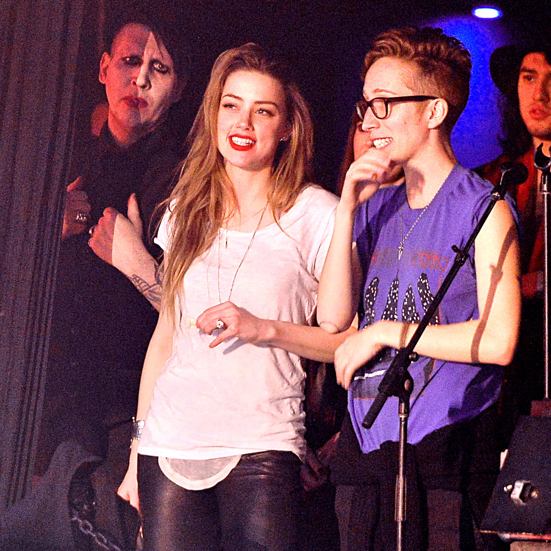 Amber Heard At Johnny Depp S Concert With Marilyn Manson Popsugar Celebrity