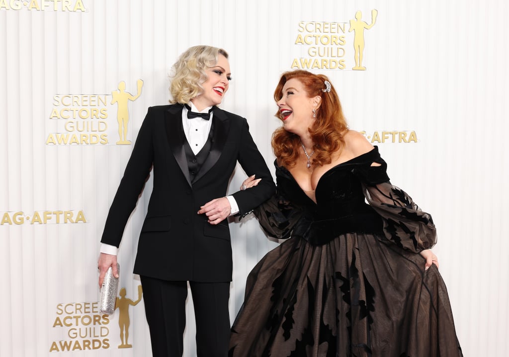 Lisa Ann Walter and Elaine Hendrix at the 2023 SAG Awards