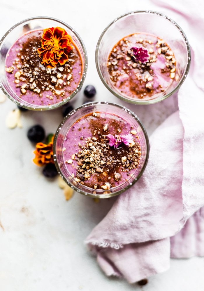 Almond Berry Cheesecake Smoothies