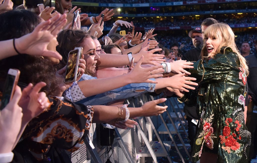 DUBLIN, IRELAND - JUNE 16:  Taylor Swift greets fans during her reputation Stadium Tour at Croke Park on June 16, 2018 in Dublin, Ireland.  (Photo by Gareth Cattermole/TAS18/Getty Images)