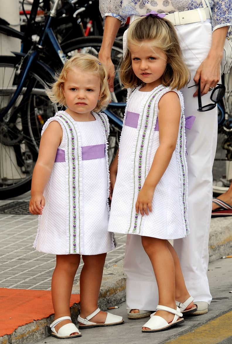 Princess Leonor and Infanta Sofía in 2009