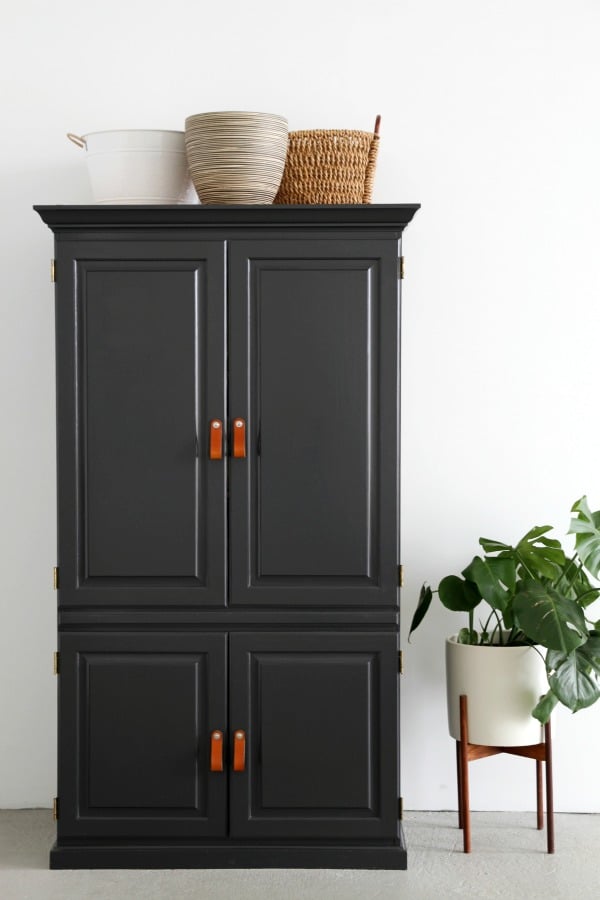 Armoire