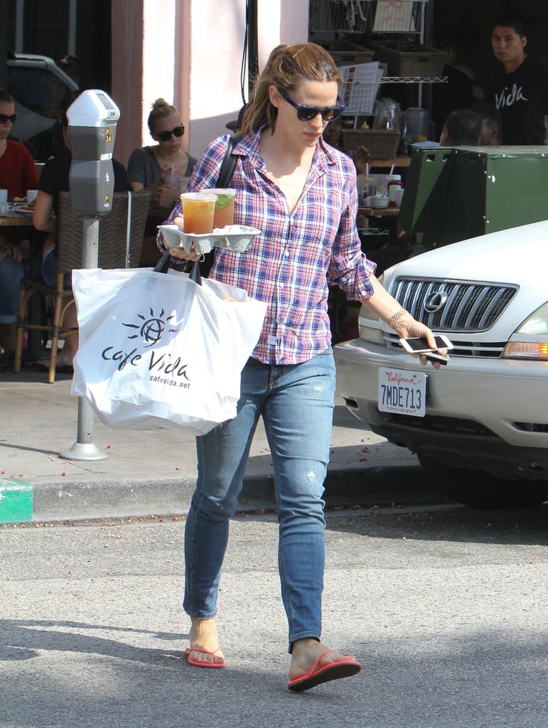 Jennifer Garner and Ben Affleck Running Errands in LA