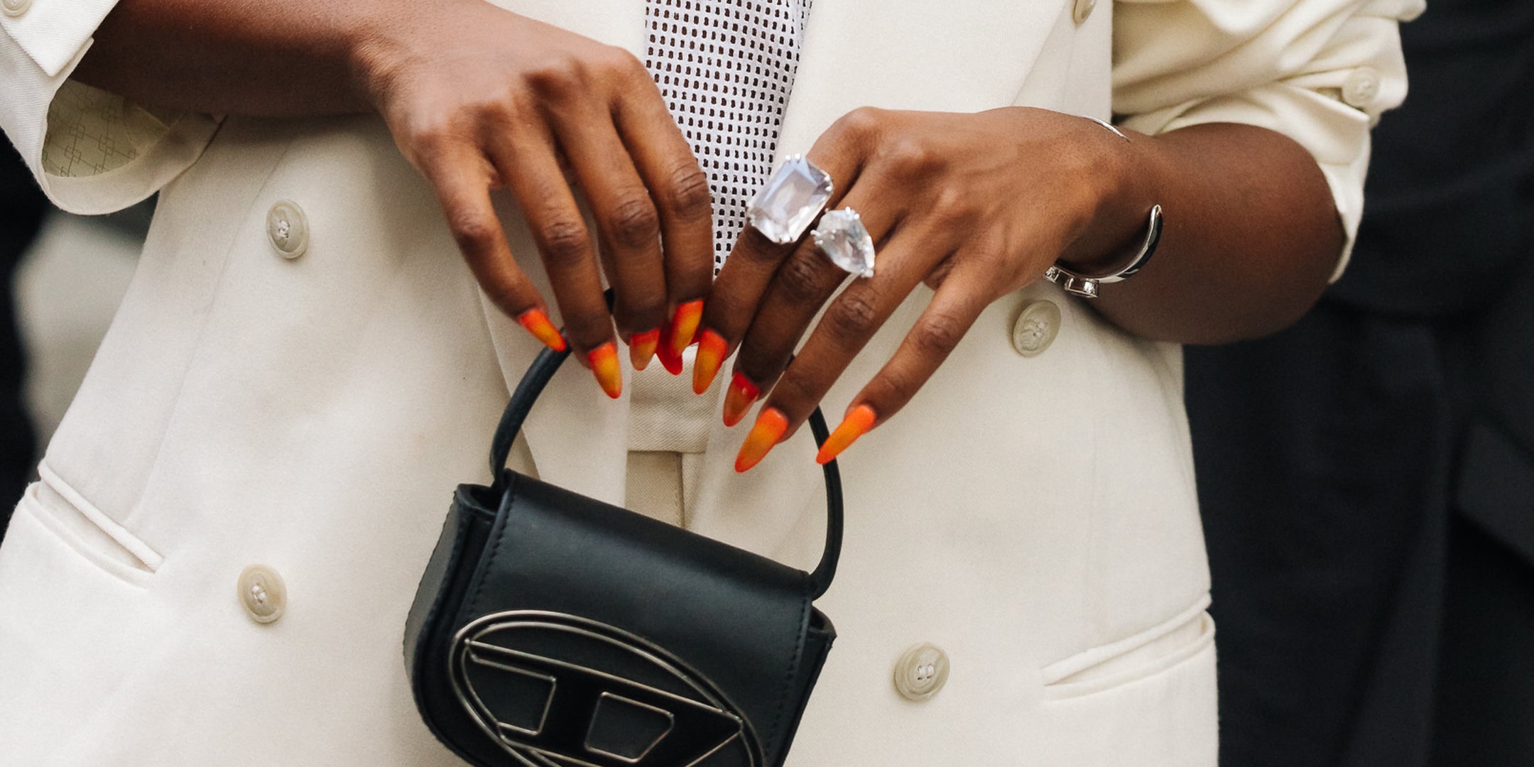 Aura Nails Are Back Just in Time For Summer Season