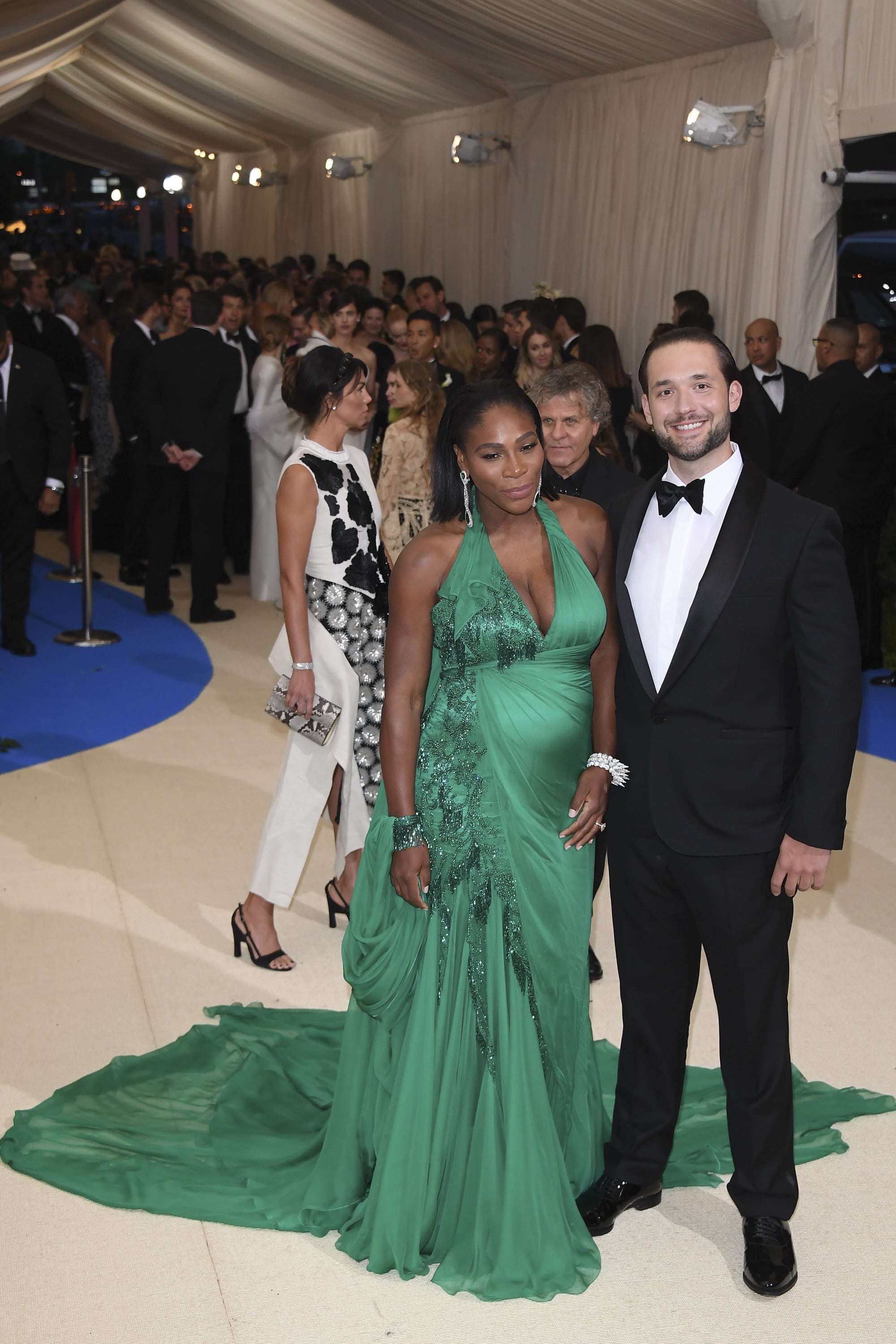 Serena Williams At The 2017 Met Gala Popsugar Celebrity