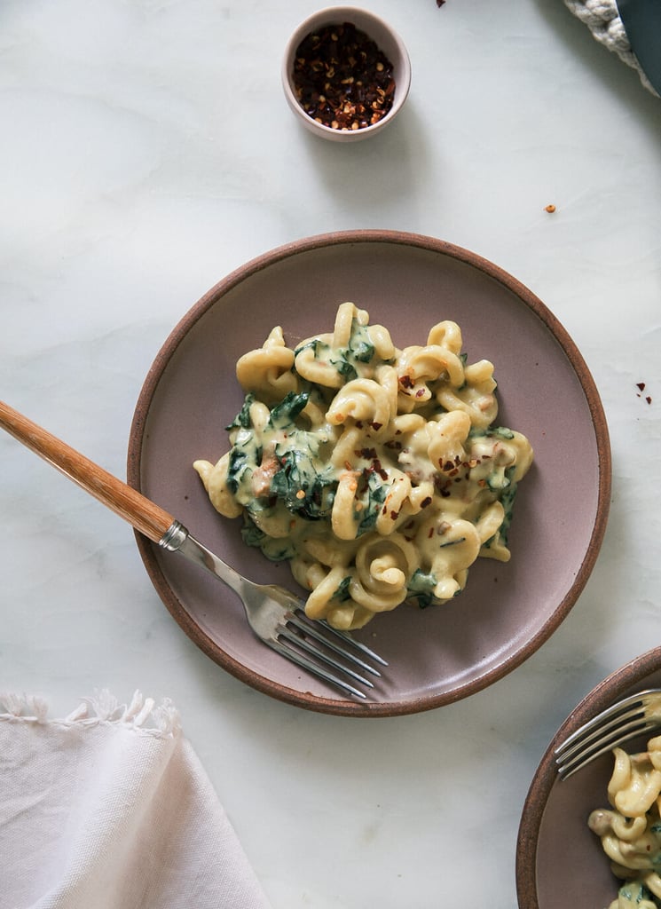 Creamy Vegan Kale and Mushroom Macaroni and Cheese