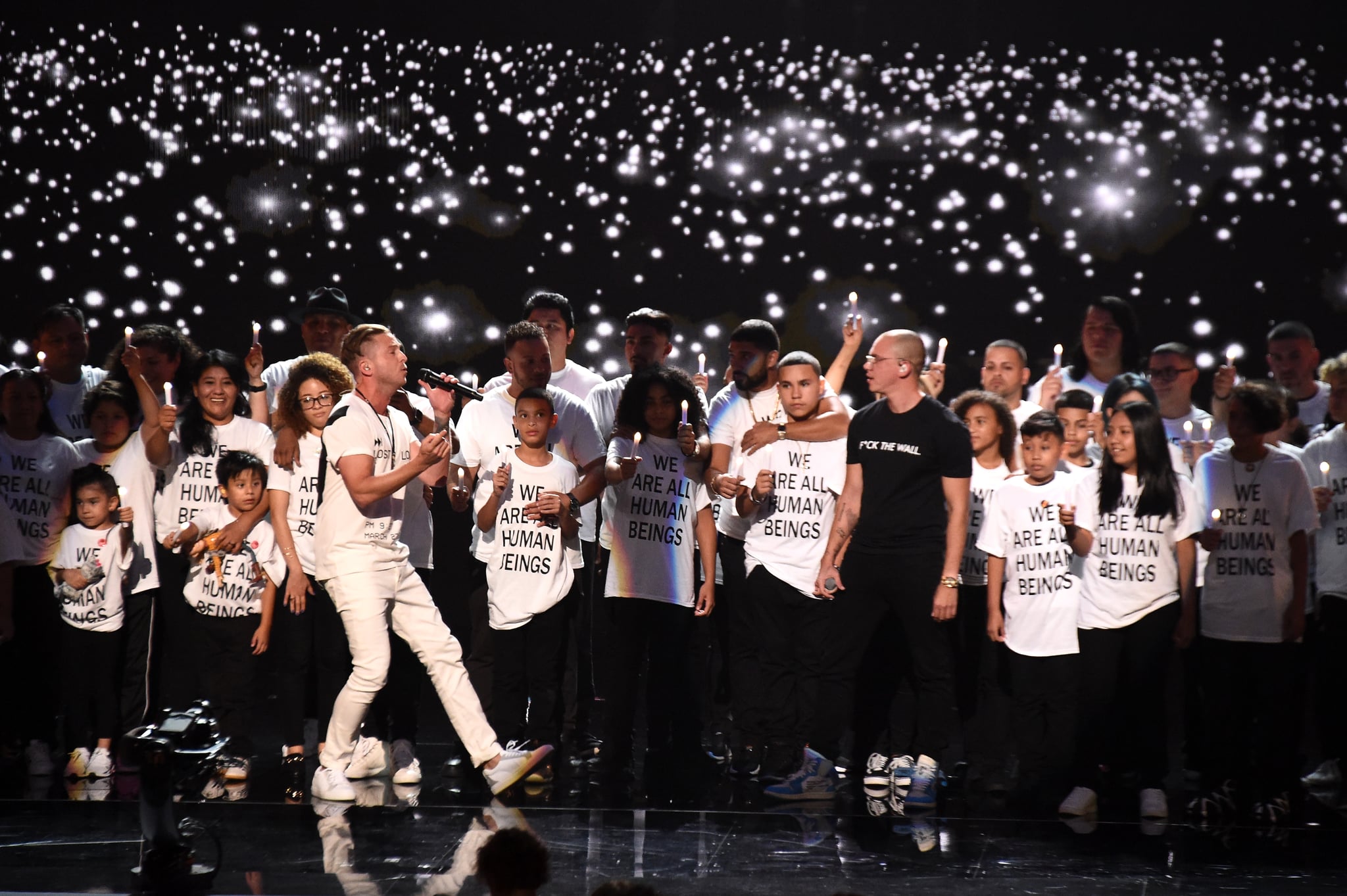 Logic And Ryan Tedder 2018 Mtv Vmas Performance Popsugar Entertainment