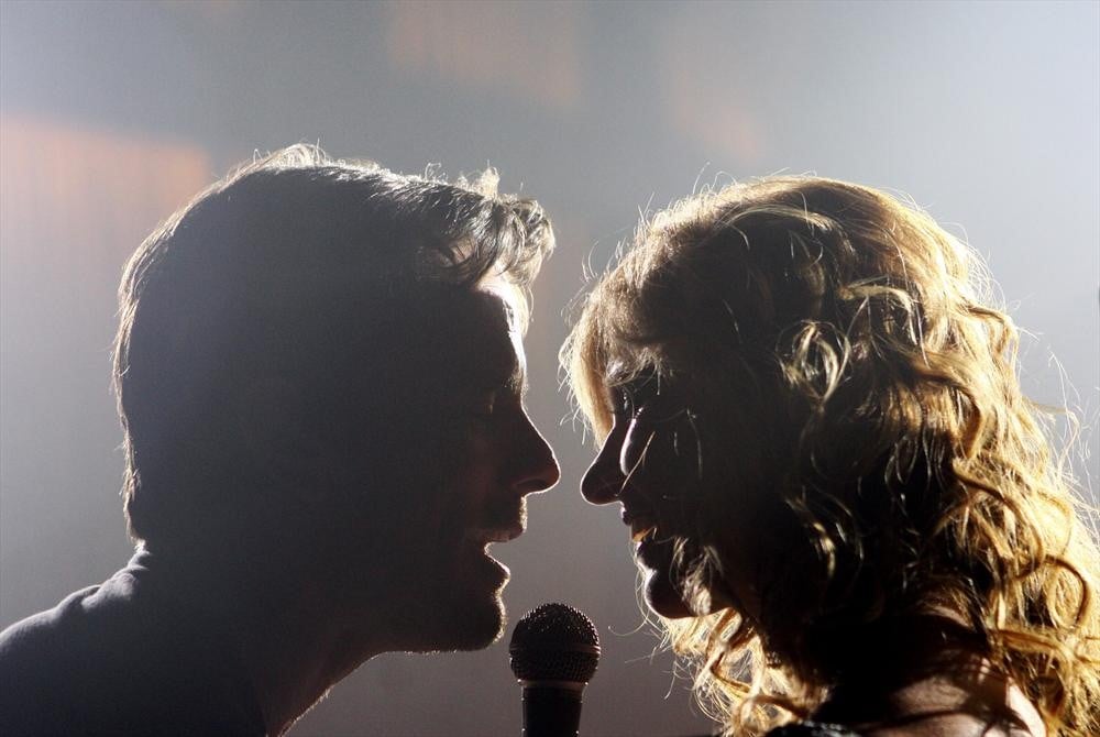 But wait! Rayna's in the picture!