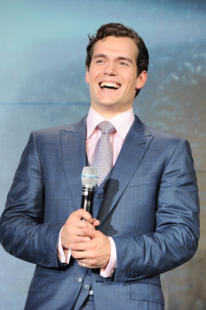 Hot Pictures of Henry Cavill