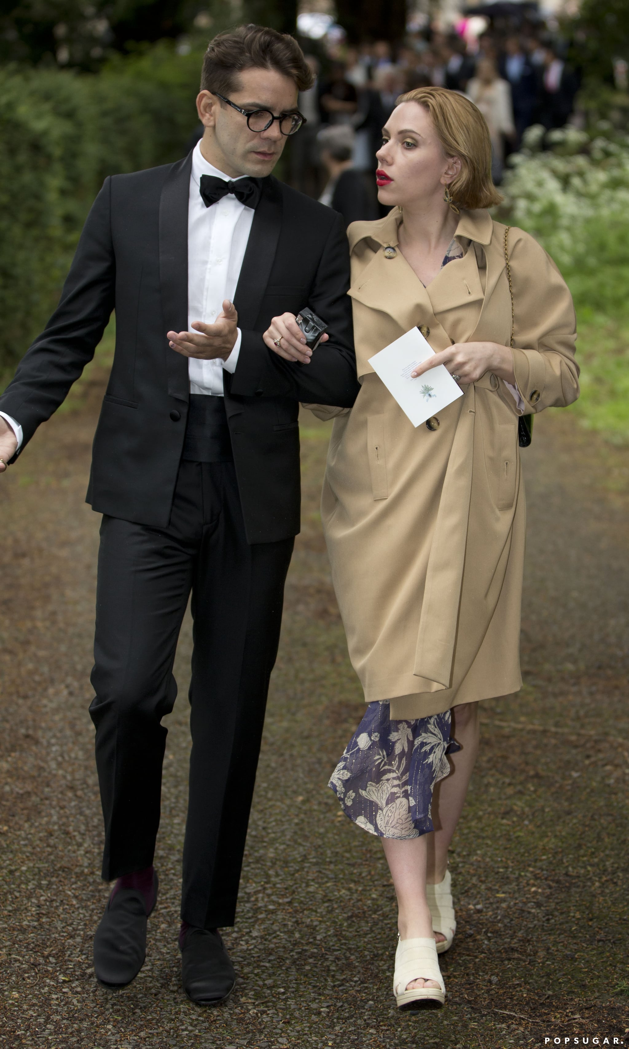 Scarlett Johansson And Romain Dauriac Attend A Wedding Popsugar Celebrity