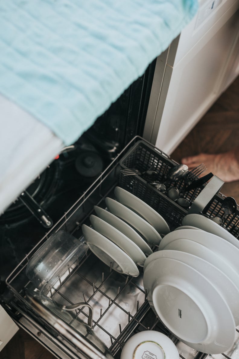 How to Put the Top Rack of a Dishwasher Back on Track