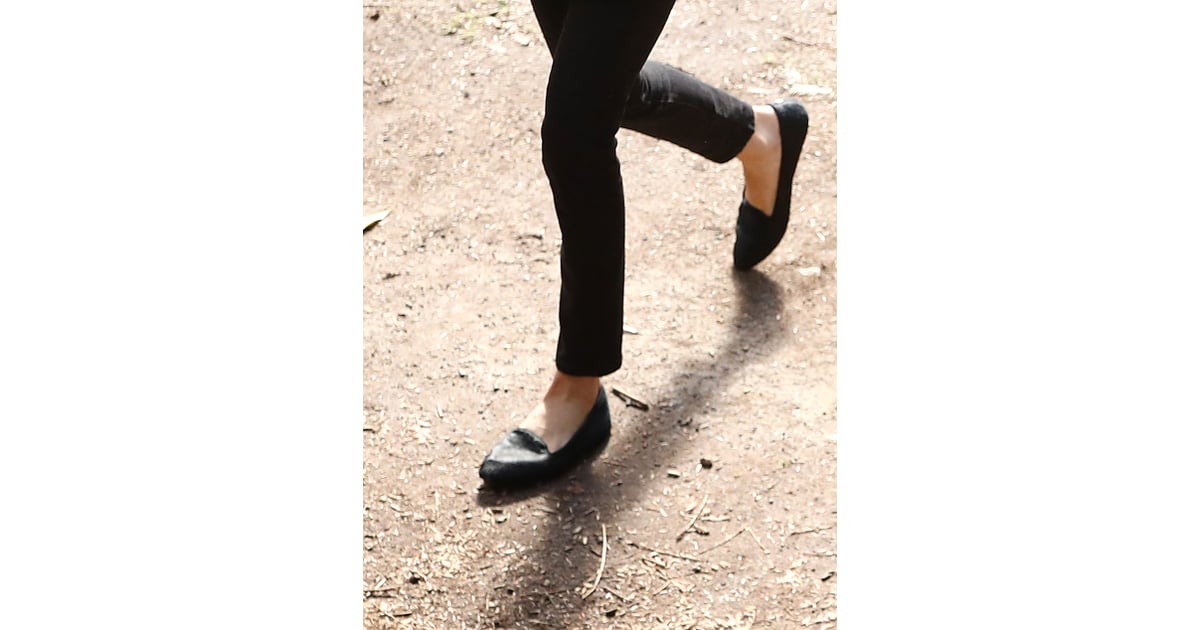 Meghan Markle Birdies Flats in New Zealand 2018 | POPSUGAR Fashion Photo 11