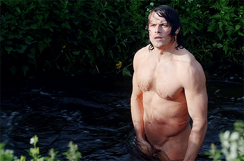 Sam Heughan Outlander Semi Nude Scene In The River Photo