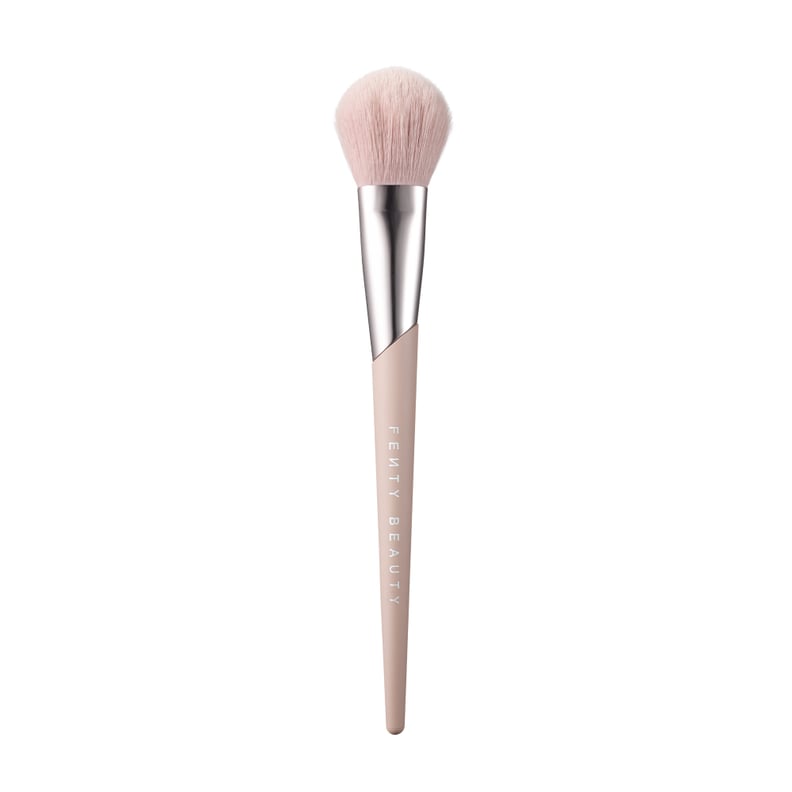 Cheek-Sculpting Bronzer Brush