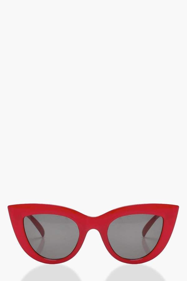 boohoo Mia Red Cat Eye Frame Sunglasses
