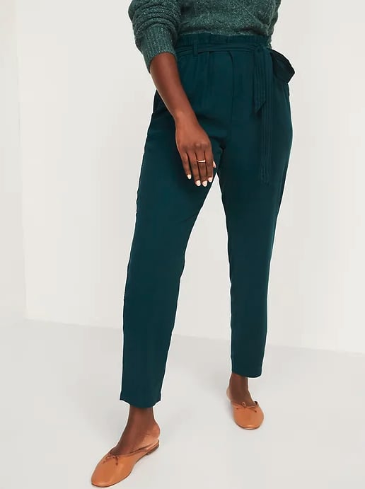 High-Waisted Cropped Belted Straight-Leg Pants in Dark Ivy