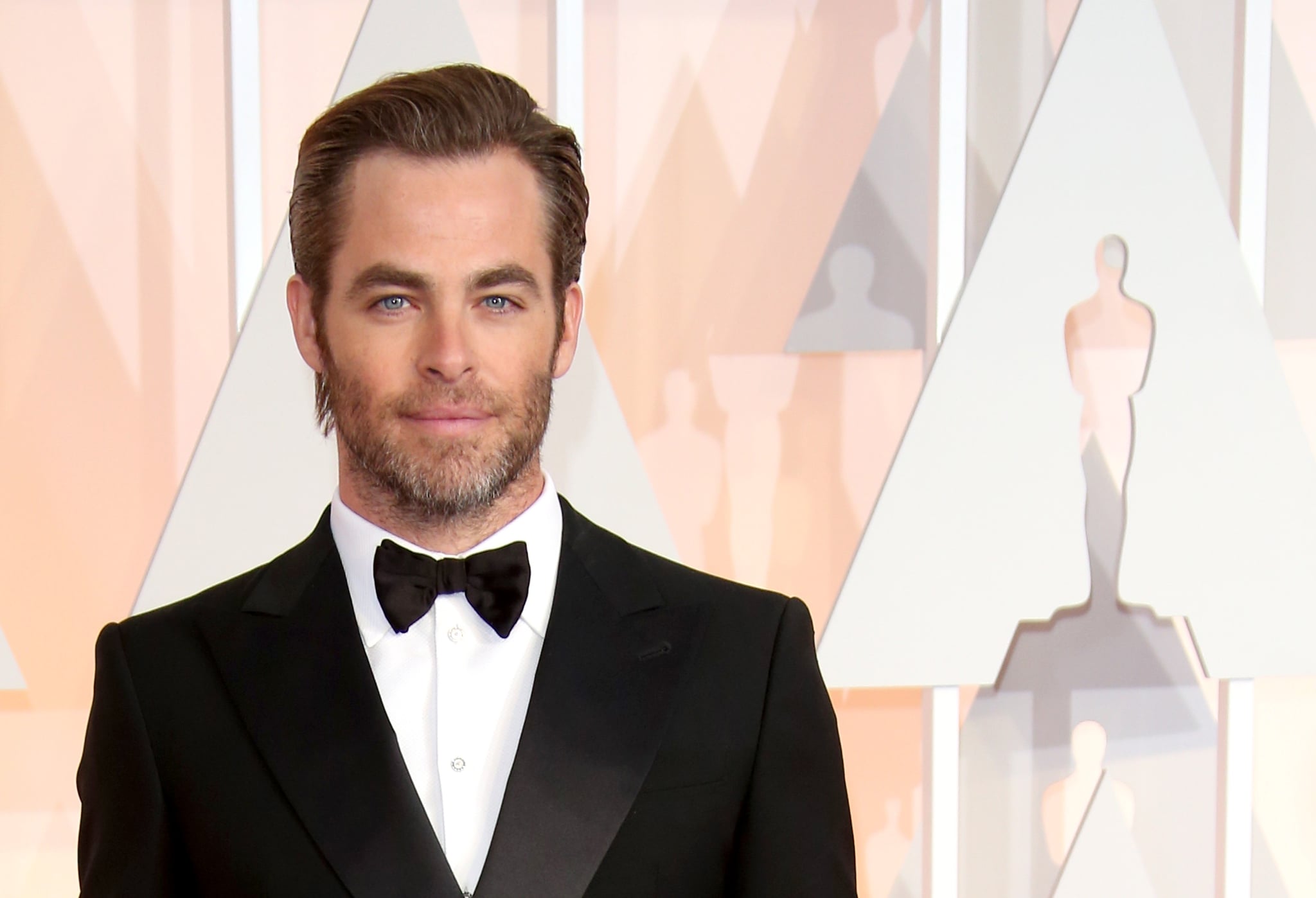 HOLLYWOOD, CA - FEBRUARY 22: Chris Pine arrives at the 87th Annual Academy Awards at Hollywood & Highland centre on February 22, 2015 in Los Angeles, California. (Photo by Dan MacMedan/WireImage)
