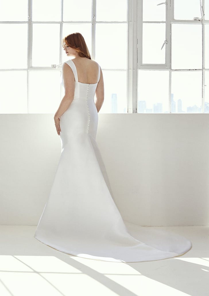 pronovias curvy