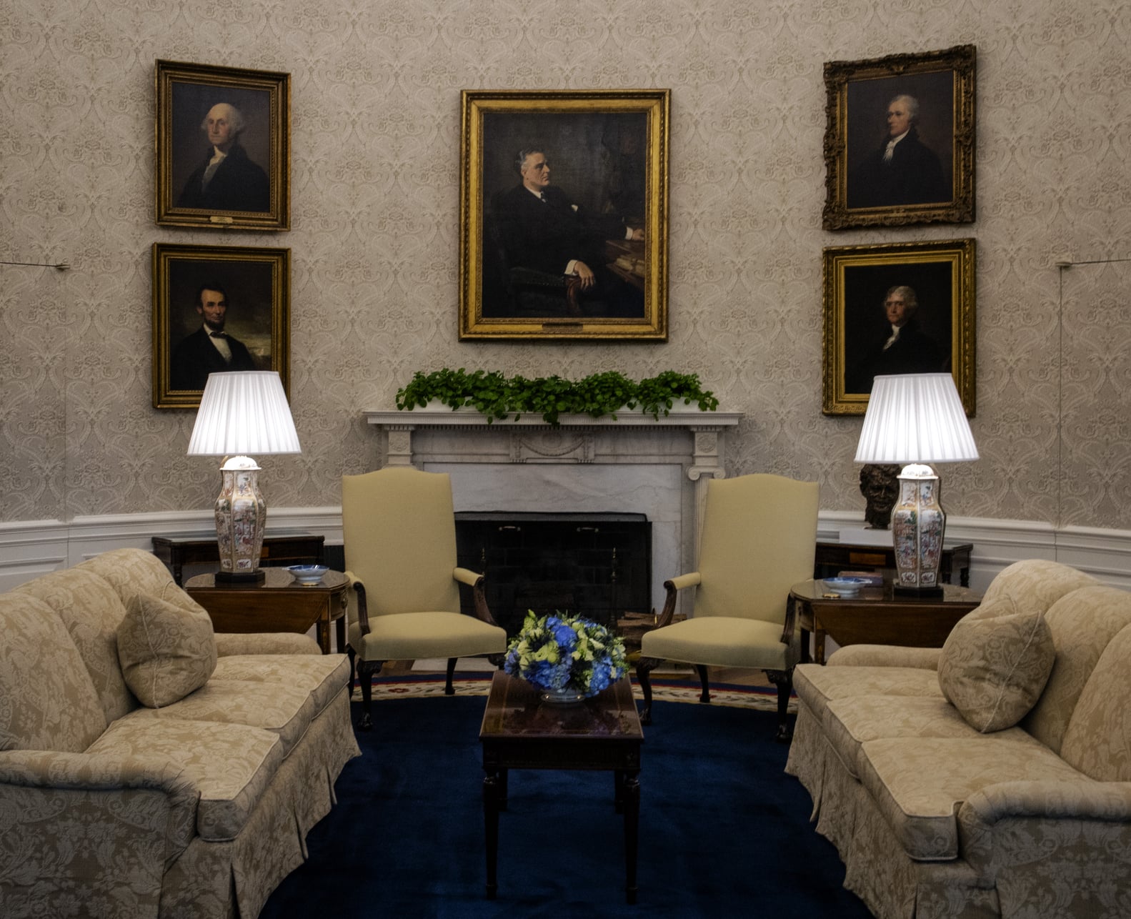 Take A Tour Of President Biden S Redesigned Oval Office Popsugar Home