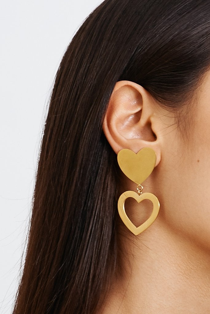 Bagatiba Double Heart Stud Earrings