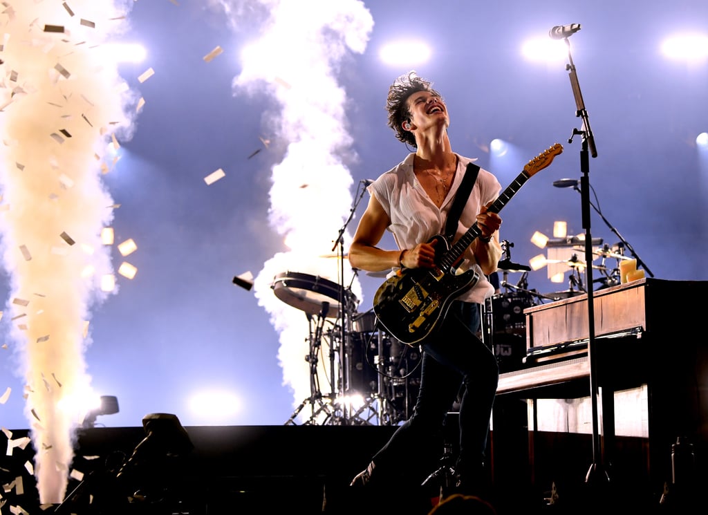 Shawn Mendes Starts North American Tour in Portland — Photos Shawn Mendes Starts North American Tour in Portland — Photos
