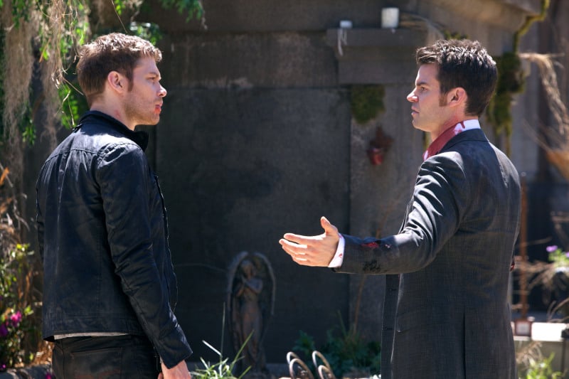 Joseph Morgan as Klaus and Daniel Gillies as Elijah on the season finale of The Originals.