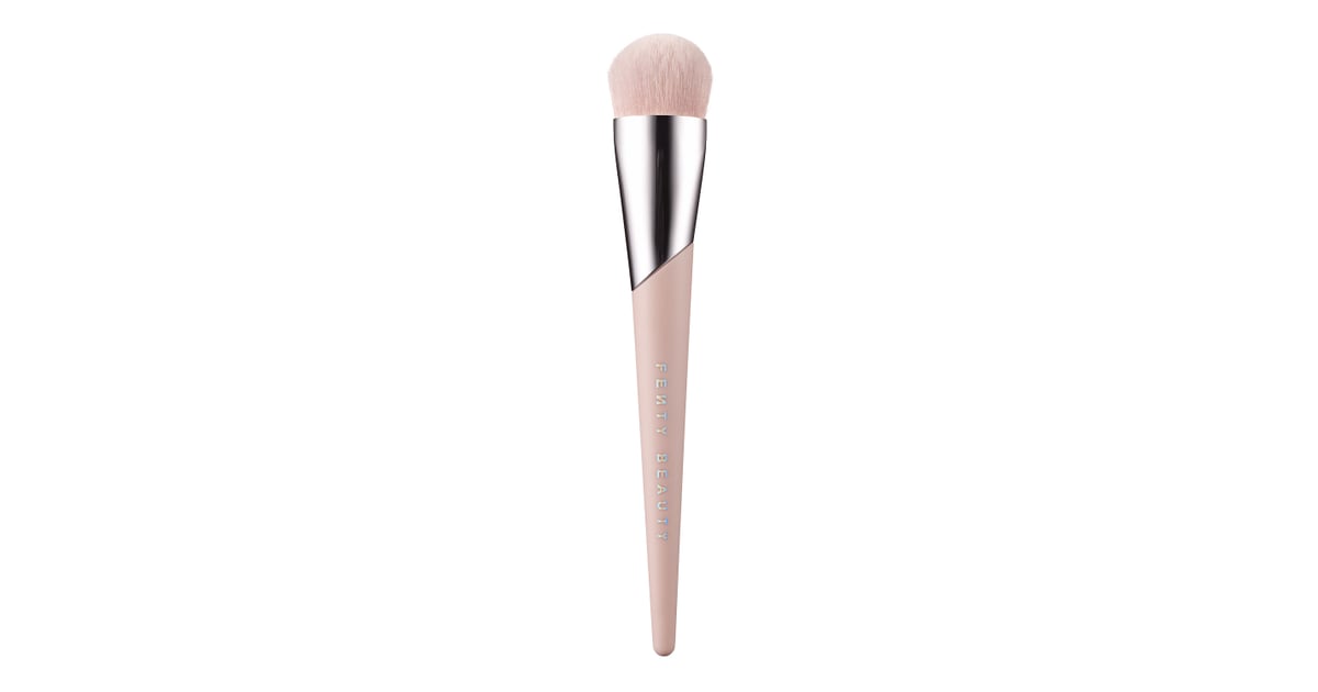 Fenty Beauty by Rihanna FullBodied Foundation Brush 110 Fenty Beauty