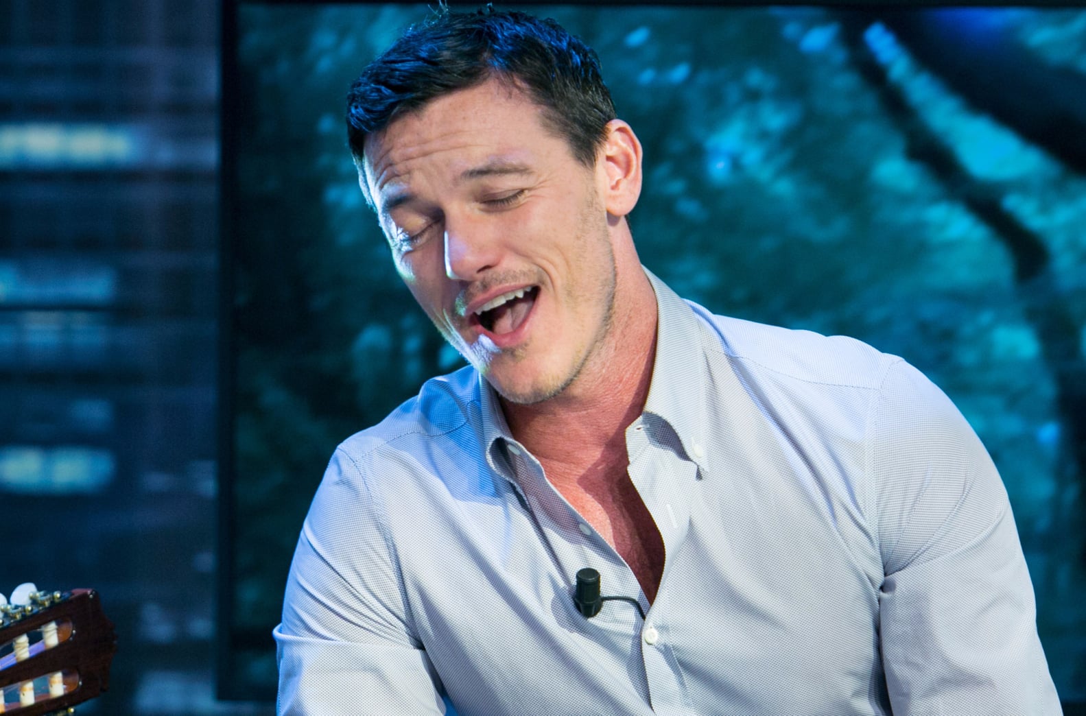 Luke Evans Singing Videos POPSUGAR Celebrity