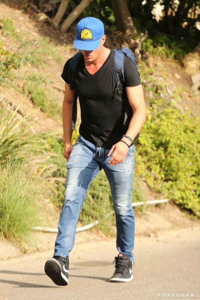 Josh Duhamel Out Without His Wedding Ring Pictures
